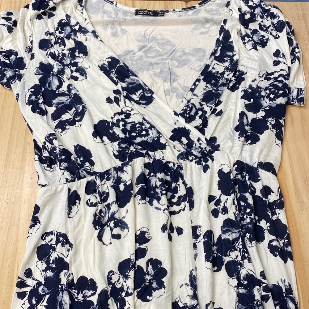 Boohoo floral print romper